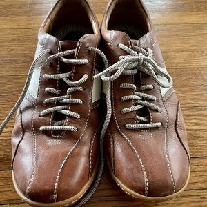 Born Leather Sneakers Brown Color 10,5